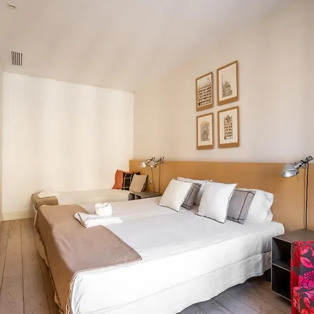 Apartment Classy 3bed 3bath In Eixample *