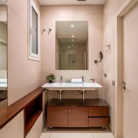 Apartment Classy 3bed 3bath In Eixample *